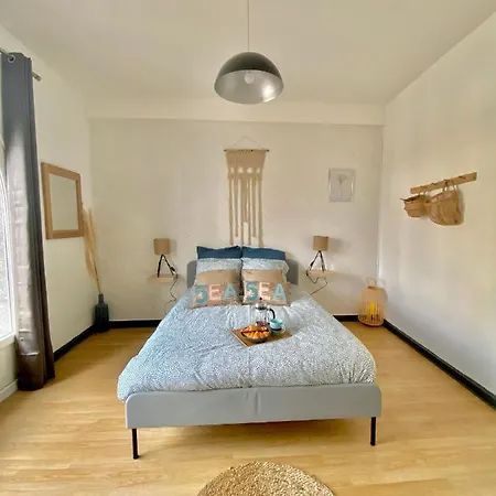 Le Cocon Briochin, Grand Appartement En Plein Centre De Saintbrieuc Exterior photo